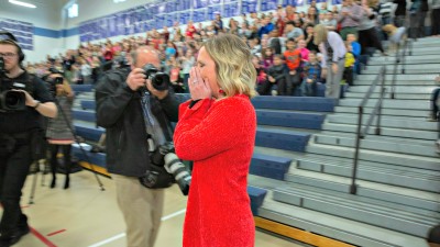 Frankfort 2018 Angie Beavin walks to front