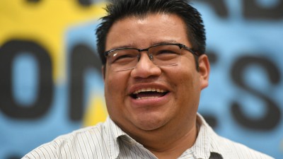 Manny Zaldivar applause