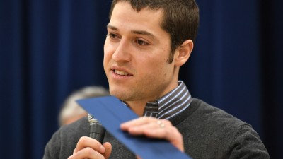 Paul Campbell thanks students